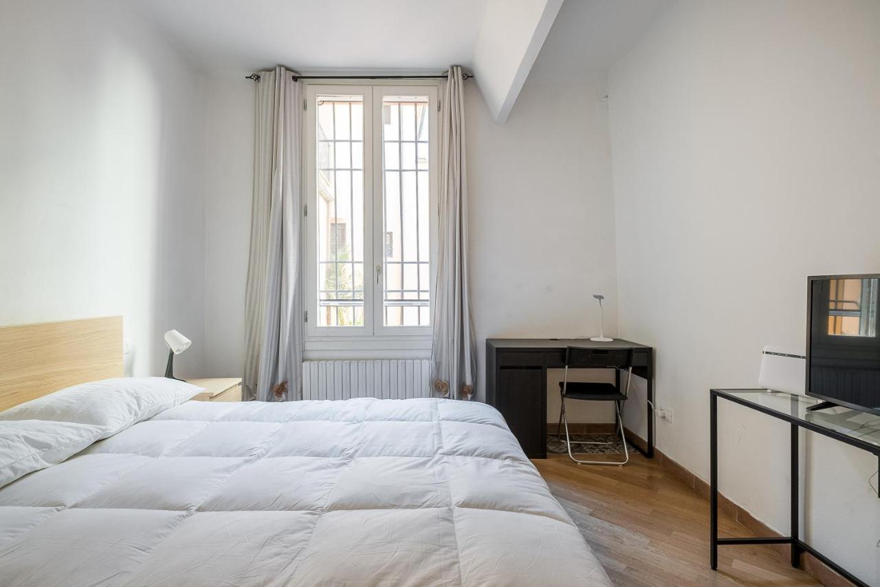 Cozy Central Apartment By Wonderful Italy Болоня Екстериор снимка